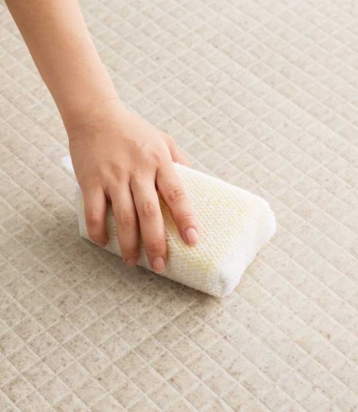 掃除の負担を軽減する仕様：床